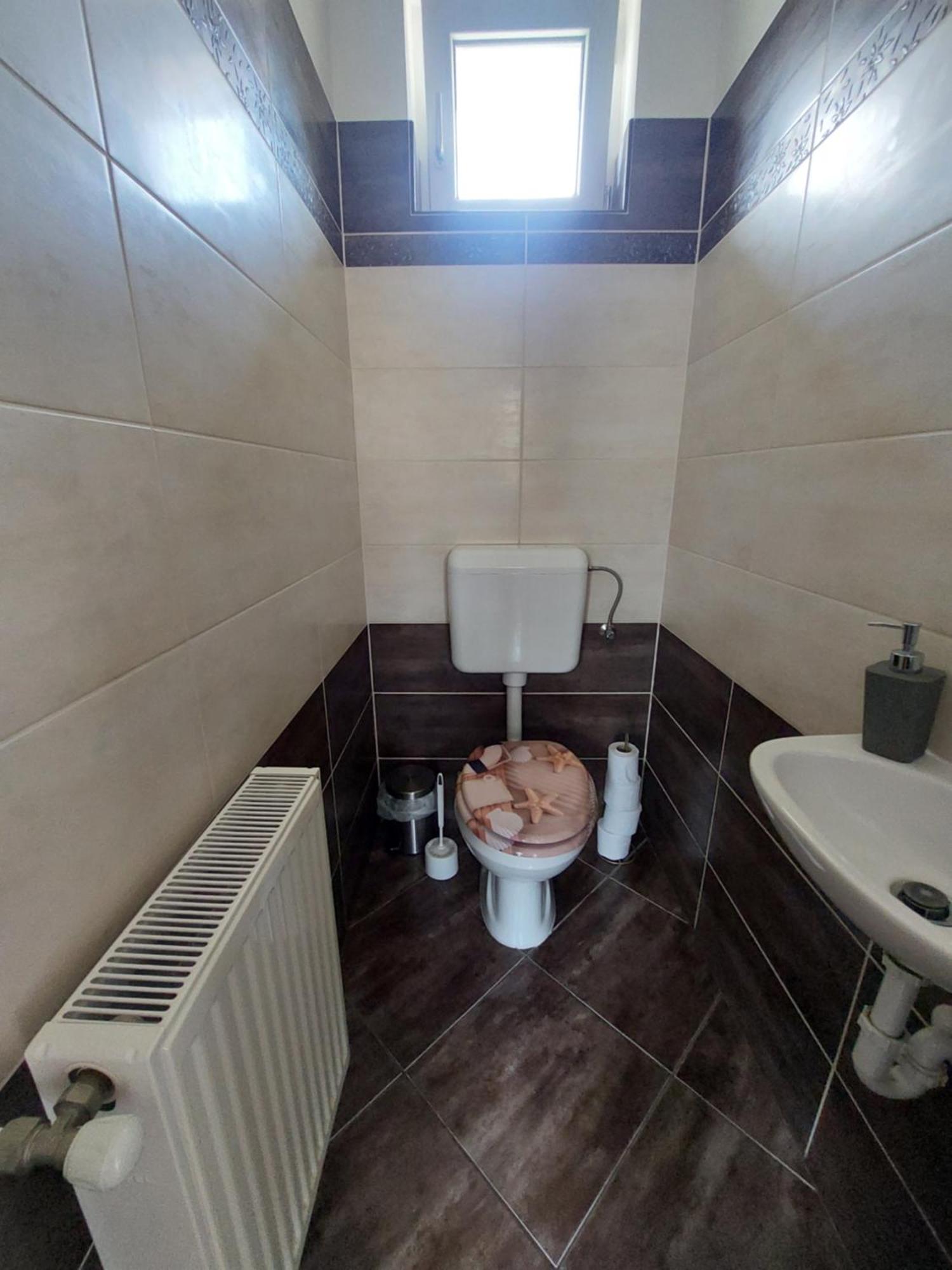 Akacvirag Airport Vendeghaz Daire Debrecen Dış mekan fotoğraf